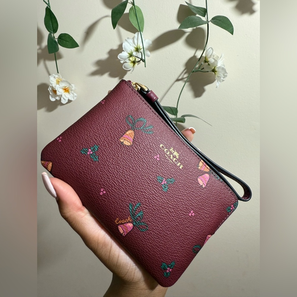 Coach holiday bells print corner zip wristlet NWT - Picture 4 of 5